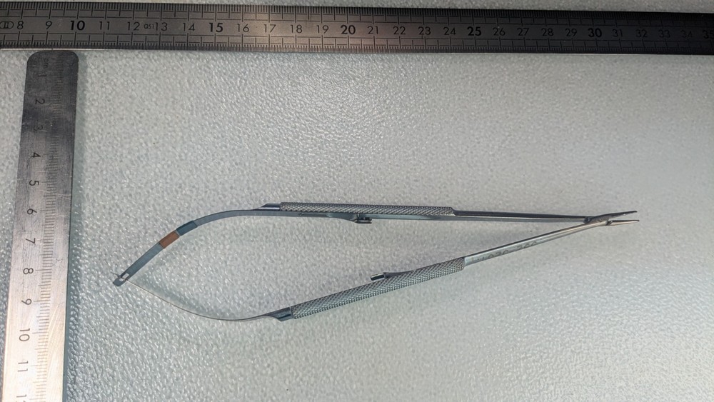 Micro Needle Holder Approx 20cm