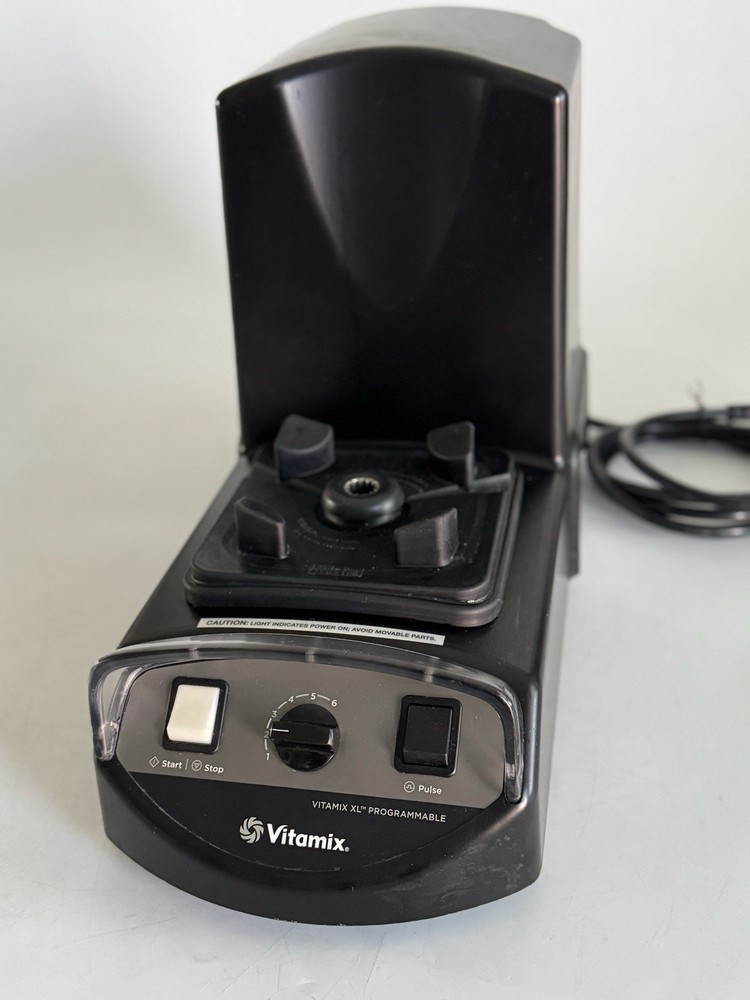 Vitamix XL VM0141 Commercial Blender Base Variable Speed Programmable
