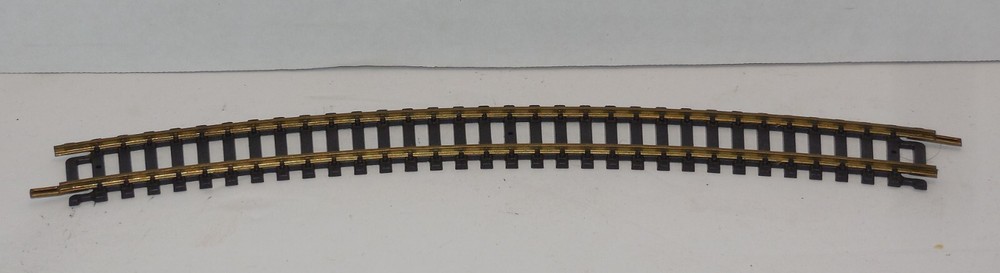 LIFE LIKE HO Scale Curve Track Piece
