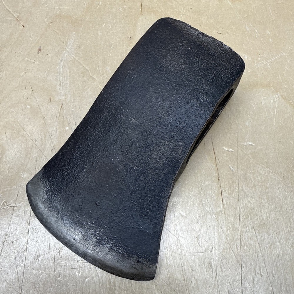 Vintage Unmarked 2lb 14.1oz Axe Head
