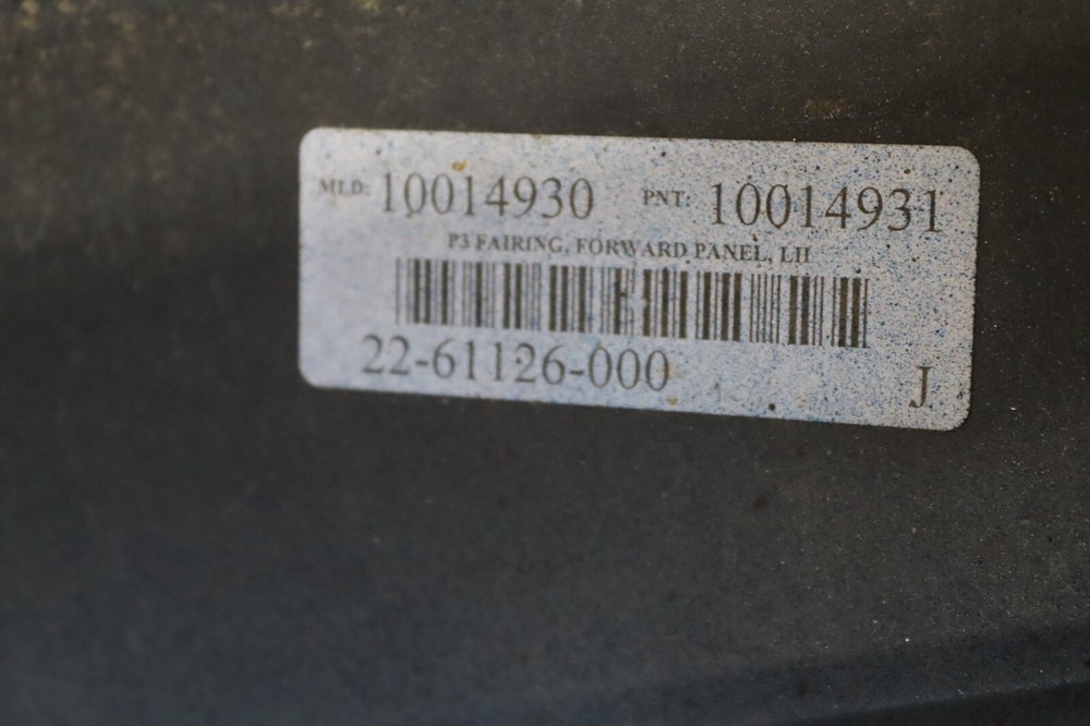 2008-2017 FREIGHTLINER CASCADIA 125 LEFT FORWARD FAIRING STEP FRAME PANEL OEM