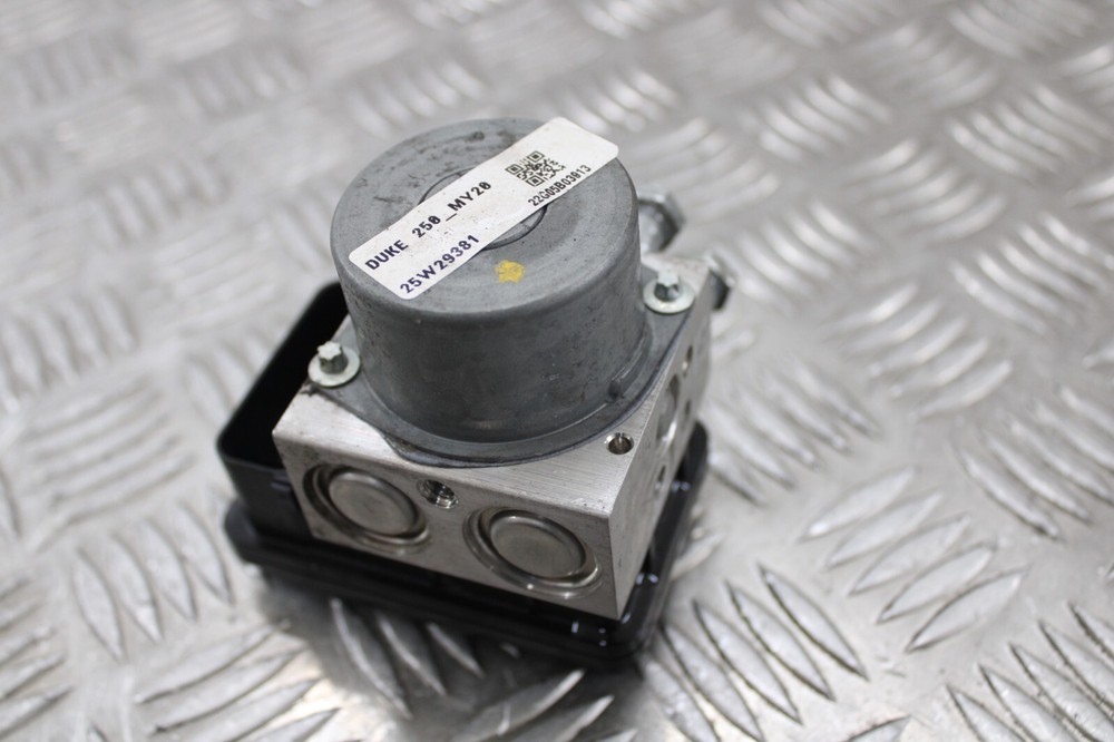 KTM 125 Duke 2023 ABS pump 2017 - 2023