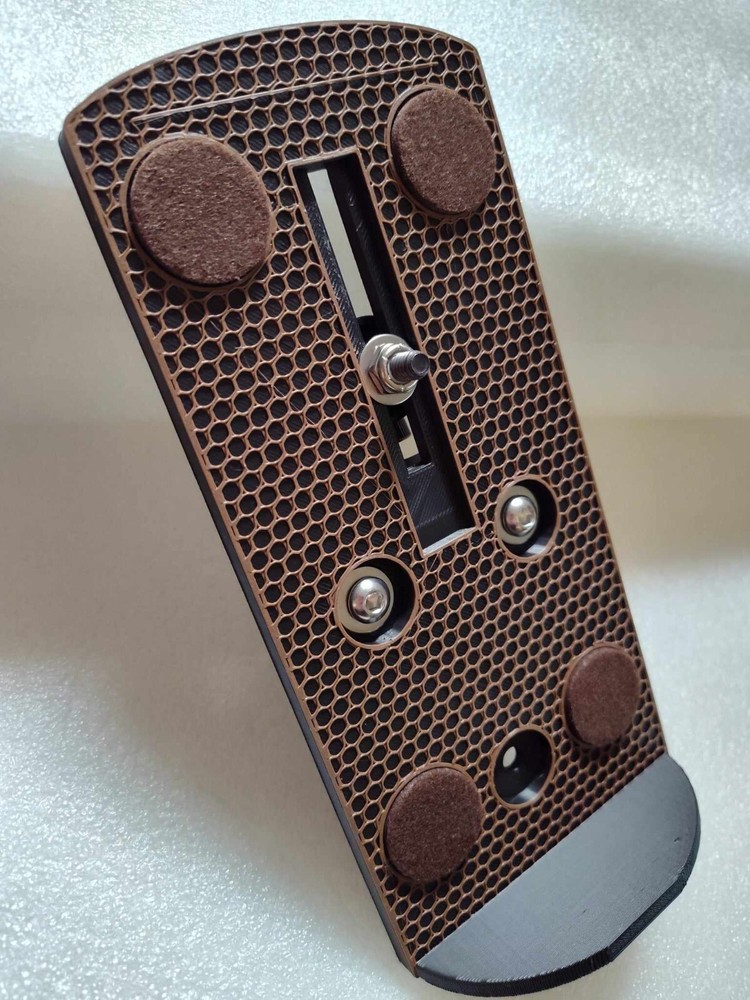 Bose T4s ToneMatch Bracket for Standard Mic Stand - Model MST4-PRO II