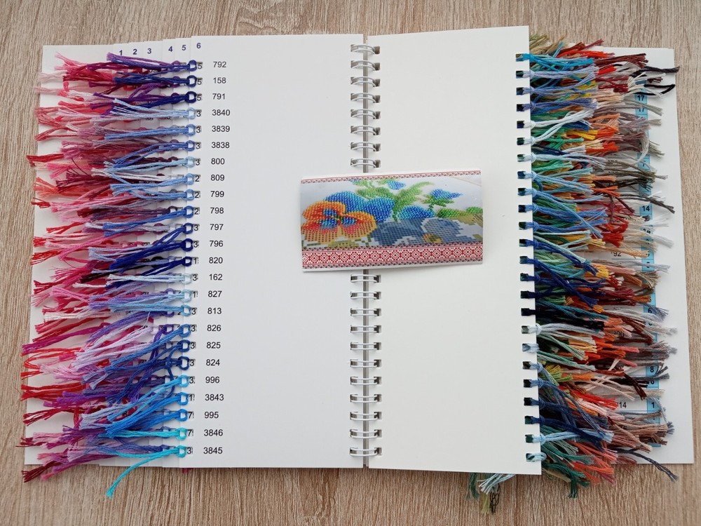 DMC Color Chart with Real Thread Samples - 482 Colors, 10 cm Lengths, Includes