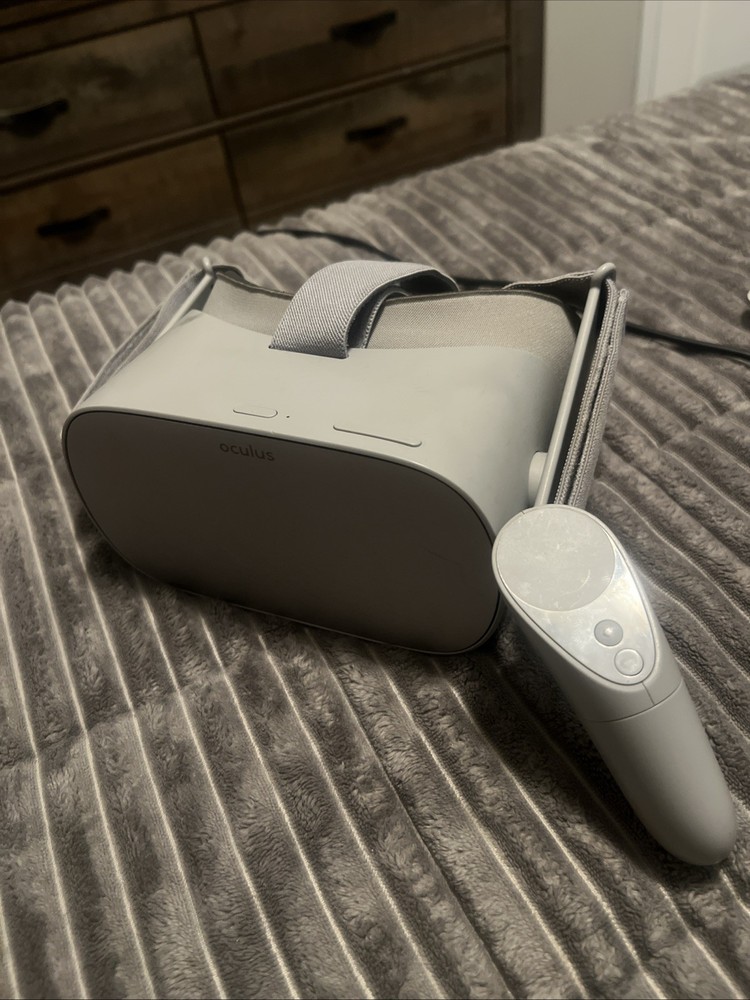 Meta Oculus Go 64GB VR Headset