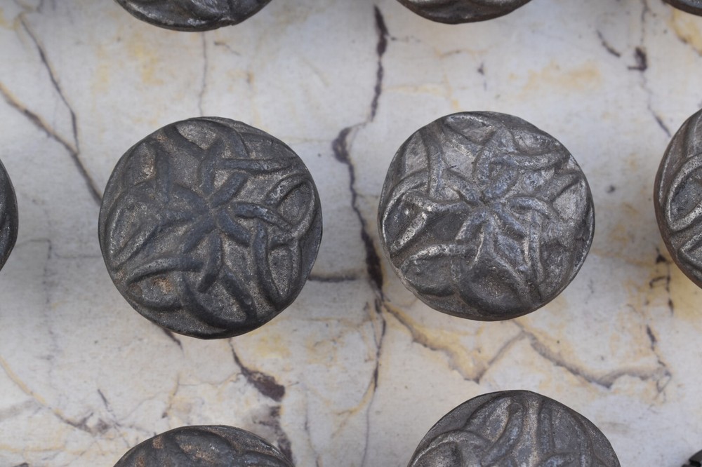 Vintage cast Iron round door knobs cabinet drawer handles pull rustic 10 pcs