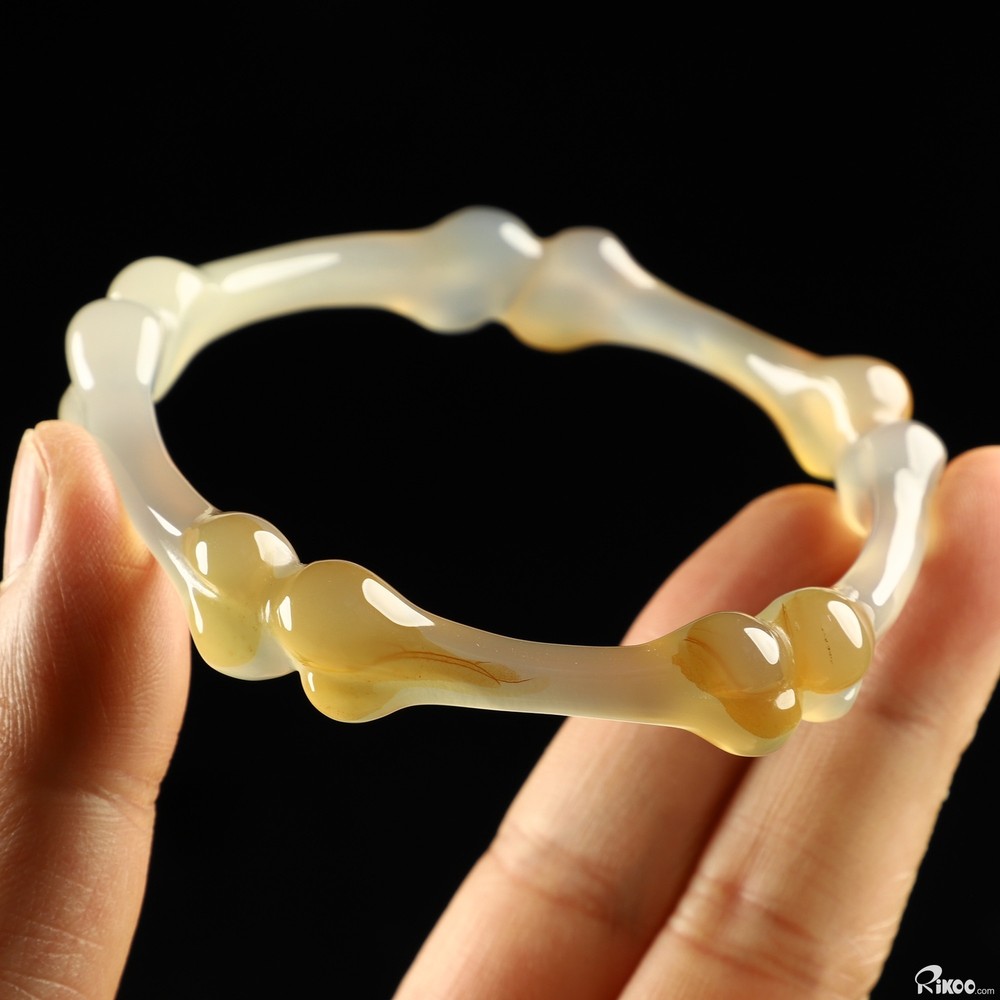 3.1" Agate Hand Carved Crystal Bangle, Crystal Healing