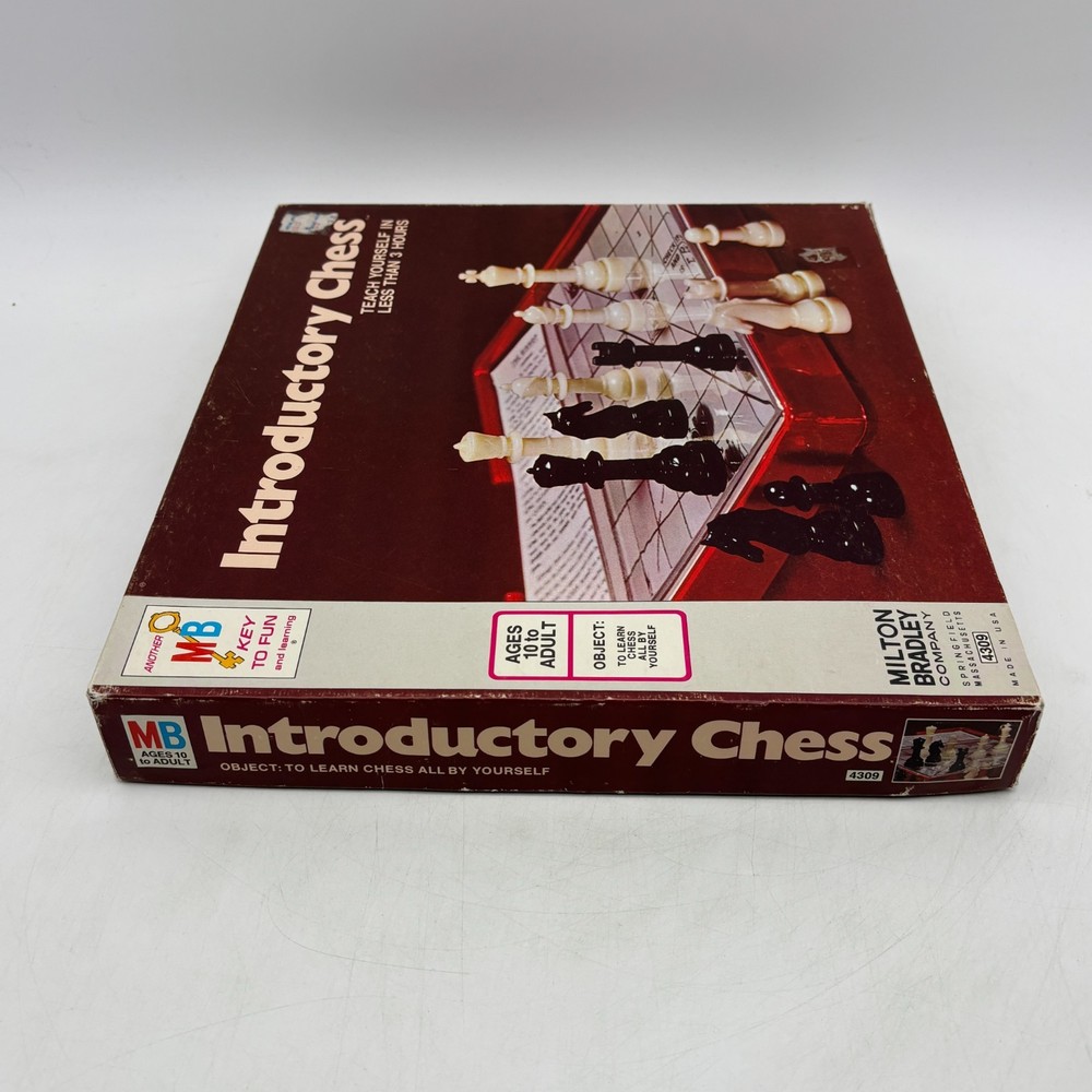 VINTAGE Introductory Chess COMPLETE Milton Bradley 1973 for Beginners Junior