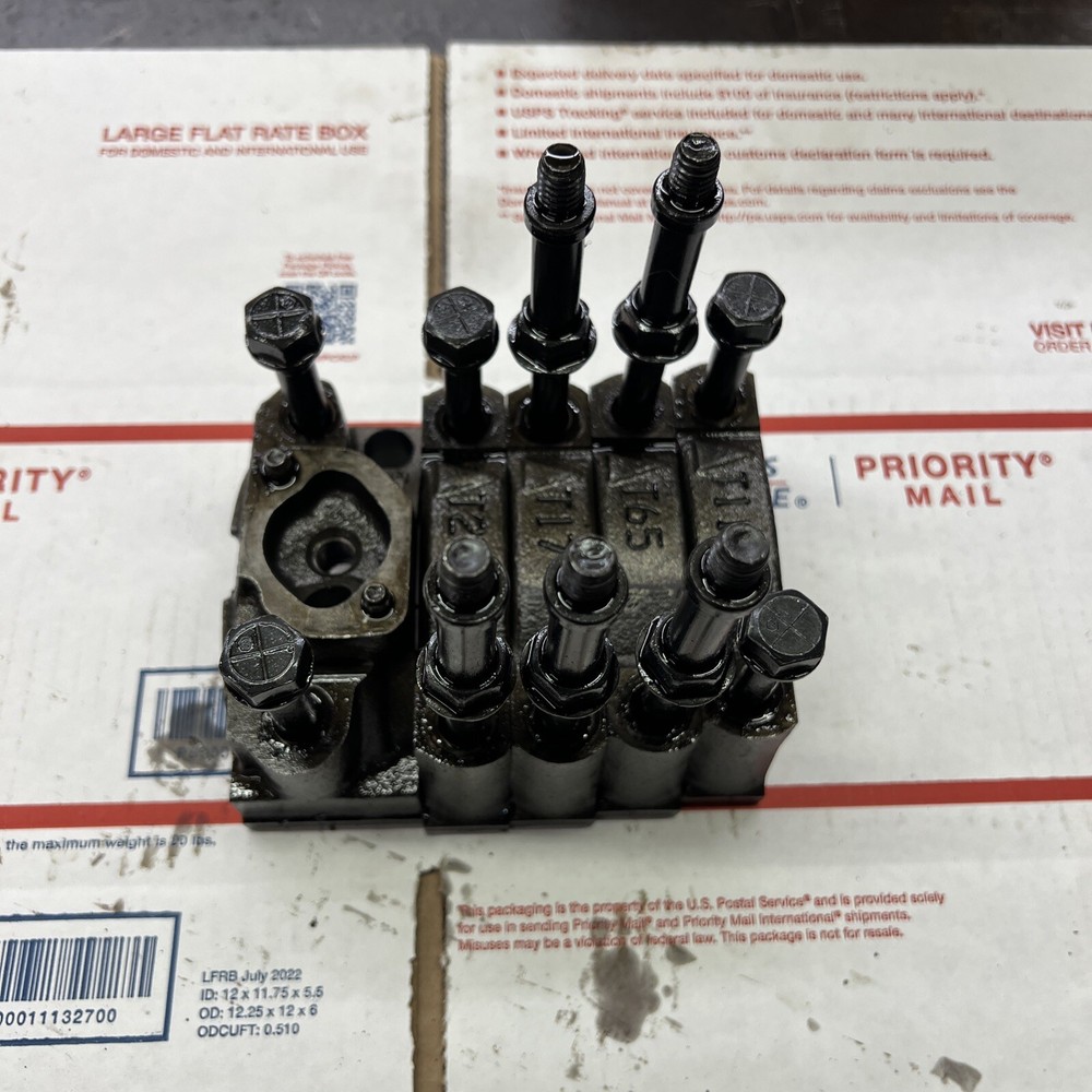 Mercruiser 5.7 main caps