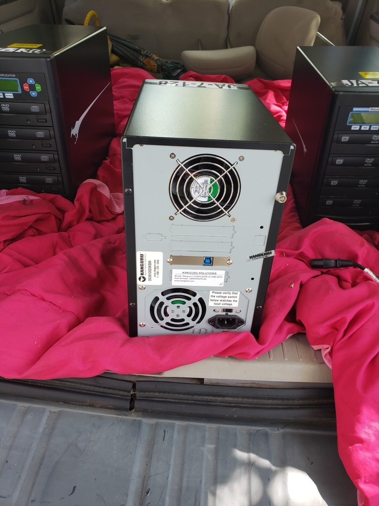 Disc Makers kANGURU SOLUTION-4 CD/DVD Duplicator Tower