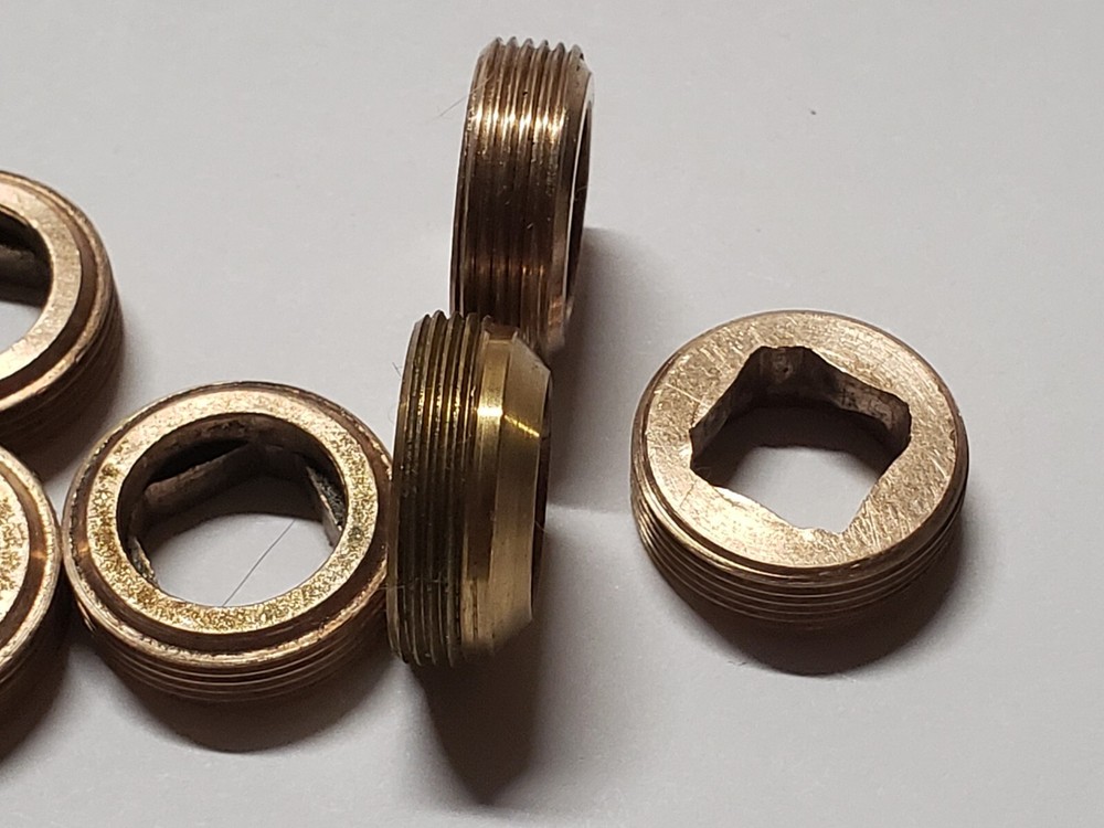 Benjamin/Sheridan rifles/pistols air chamber nut