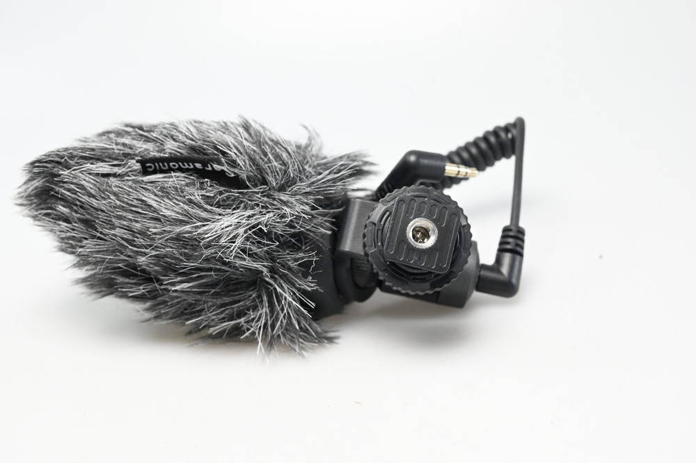 Saramonic Vmic Mini Compact Camera-Mount Microphone #G608
