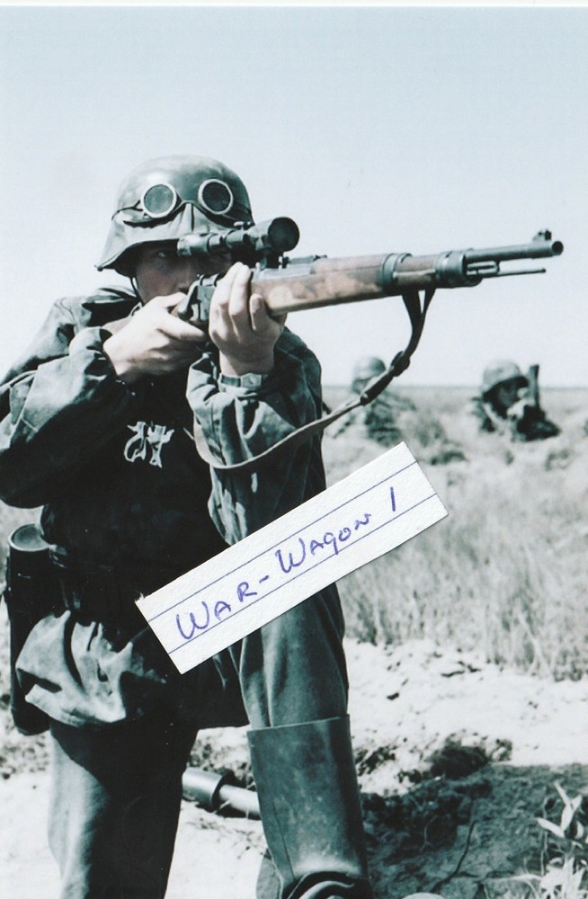 WW II - German  Photo --   Sniper