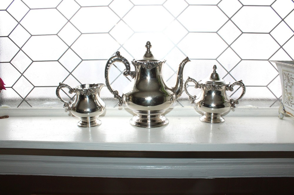 Antique Silverplate Teapot Creamer & Sugar EG Webster Silver Co Grape Pattern