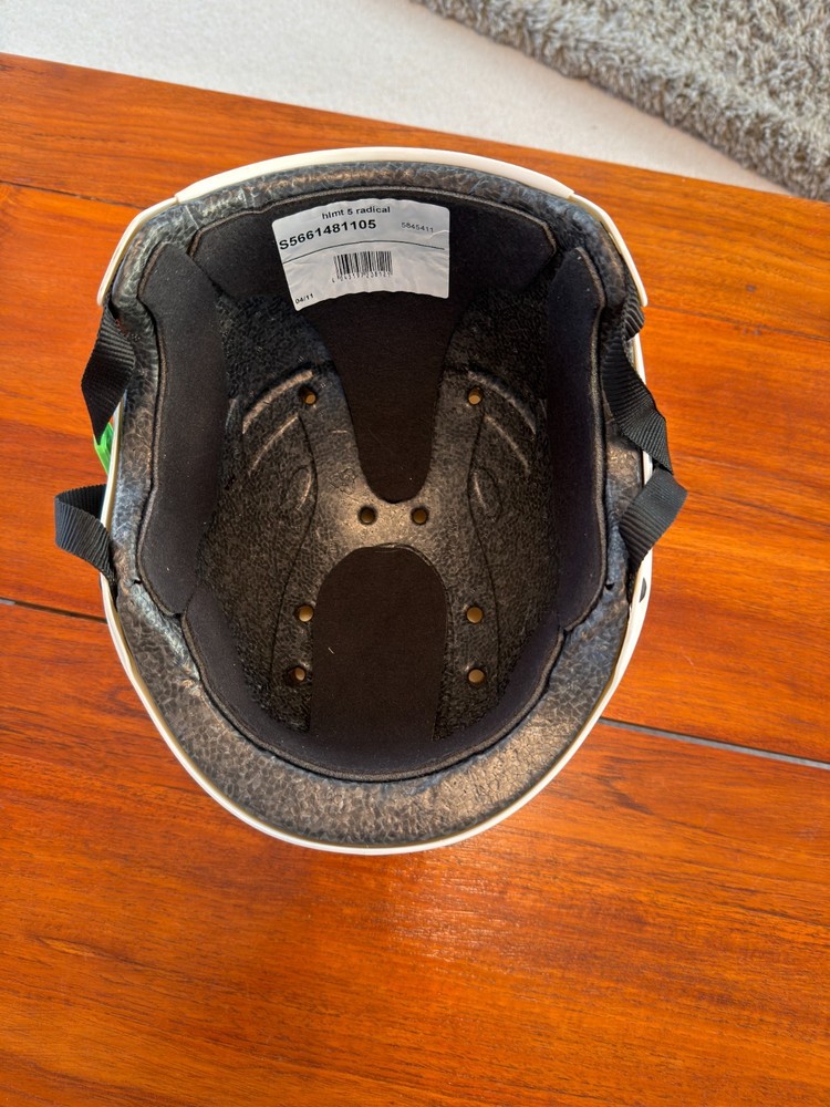 UVEX SKI/BOARDING HELMET £10