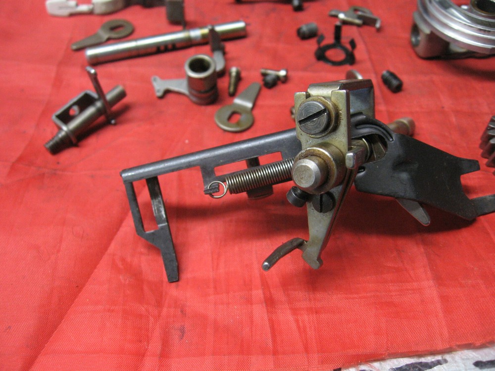 Singer 603E Sewing Machine Top Hat Cam Stack Selector Levers