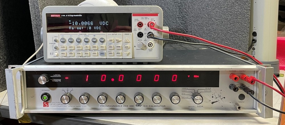 Electronic Development Corporation EDC 520A Programmable DC Calibrator w/GPIB