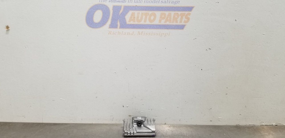 24 CHEVY SILVERADO 1500 FRONT VIEW WINDSHIELD CAMERA PROJECTOR 85011463