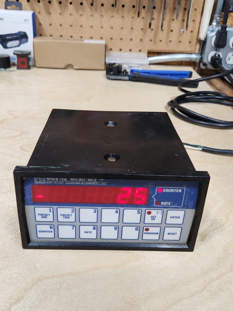 ECCI MWB126B-1 COUNTER/TIMER