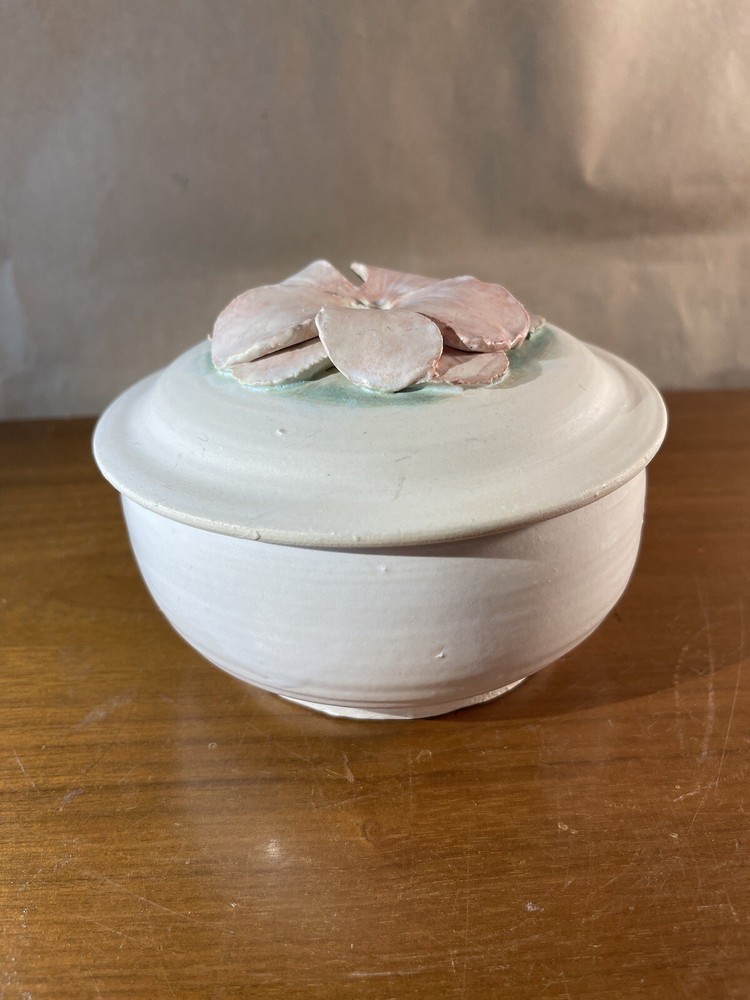 Hand Made Pottery Trinket Dish With Floral Handle Signed On Base