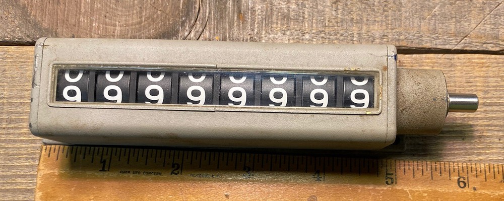 VEEDER-ROOT VISICOUNTER NAVY SURPLUS 1/4 Shaft