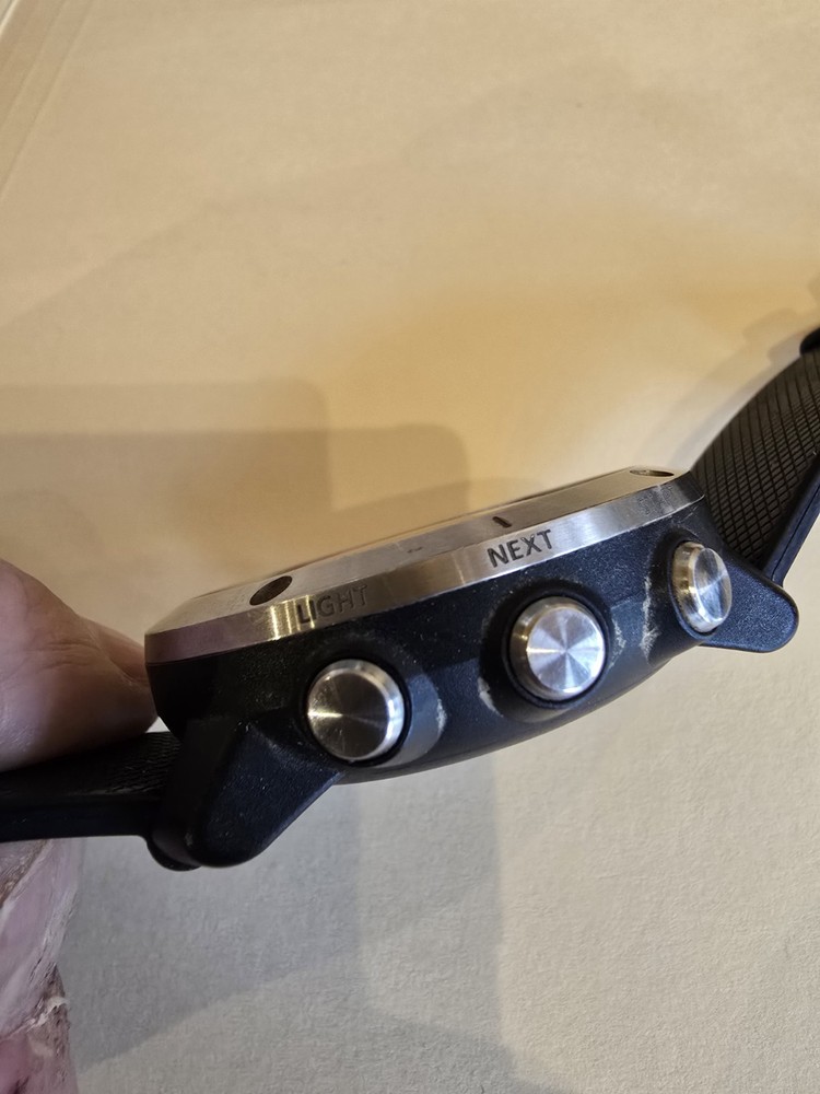 suunto traverse Model OW151