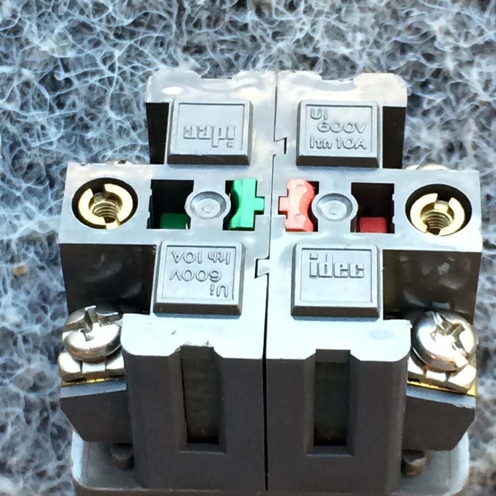 Izumi 41-10570 ASW Toggle Switch