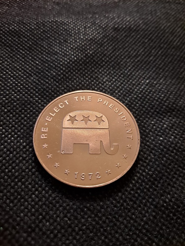 1972 RICHARD M. NIXON TOKEN! e7635UXX