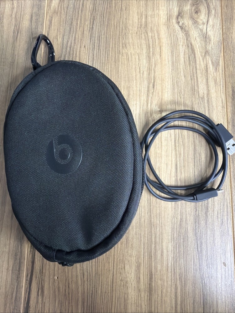 Beats Headphone Case ONLY With Power Cord