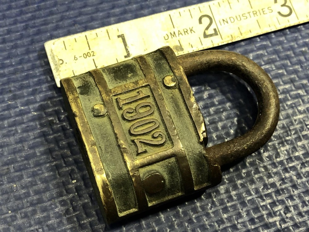 GUARD Brass Padlock 1902 pad lock vintage