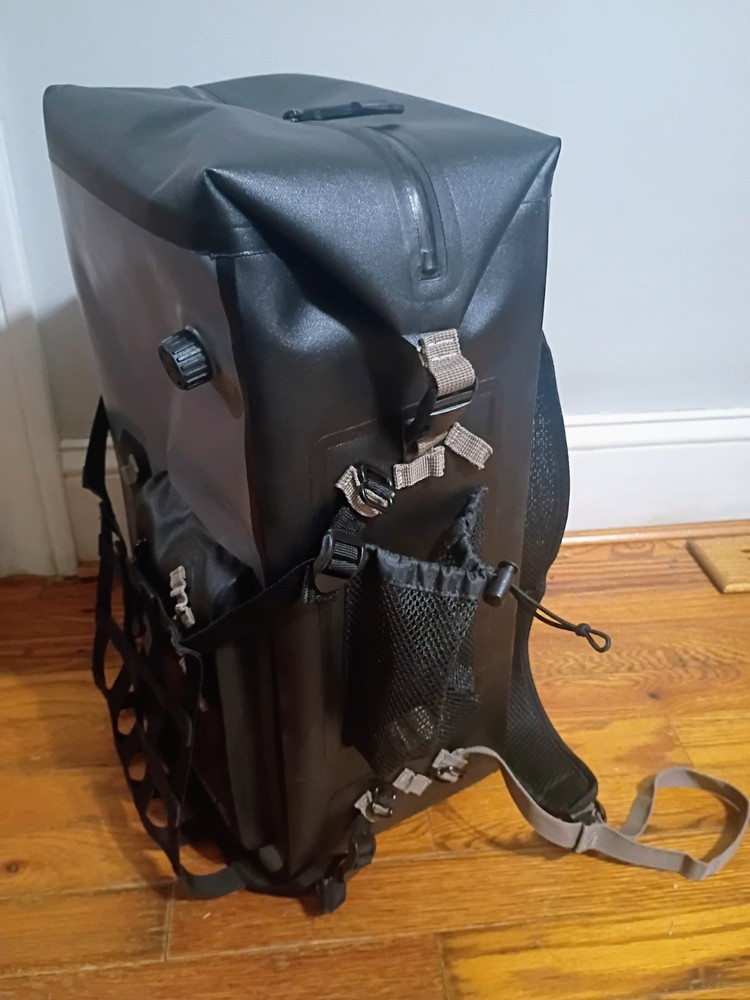 Kuryakyn Torke 25L Dry Backpack