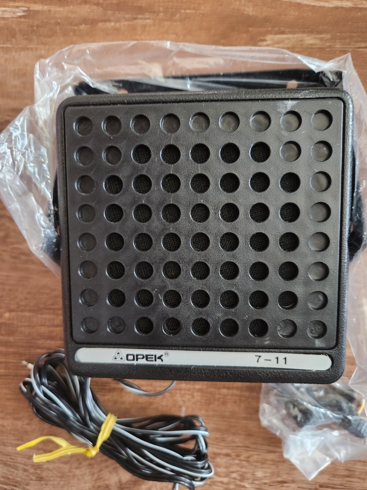 Opek Model 7-11 CB Extension Speaker New!