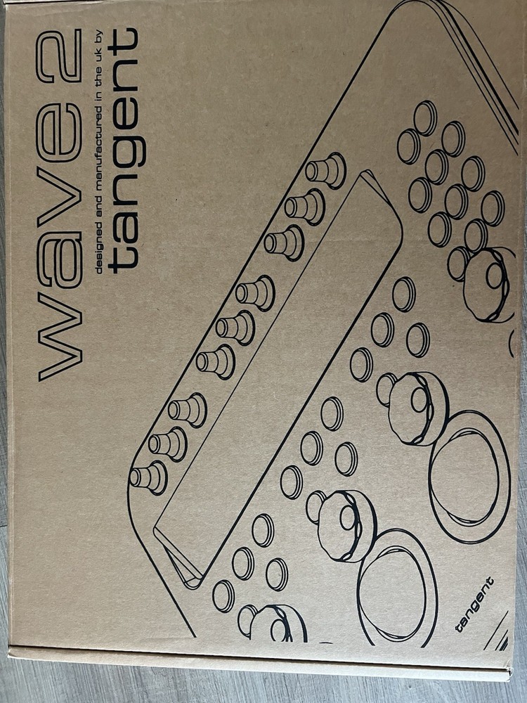 Tangent wave 2 Panel Color Correction, 3 Trackballs, Custom Layouts