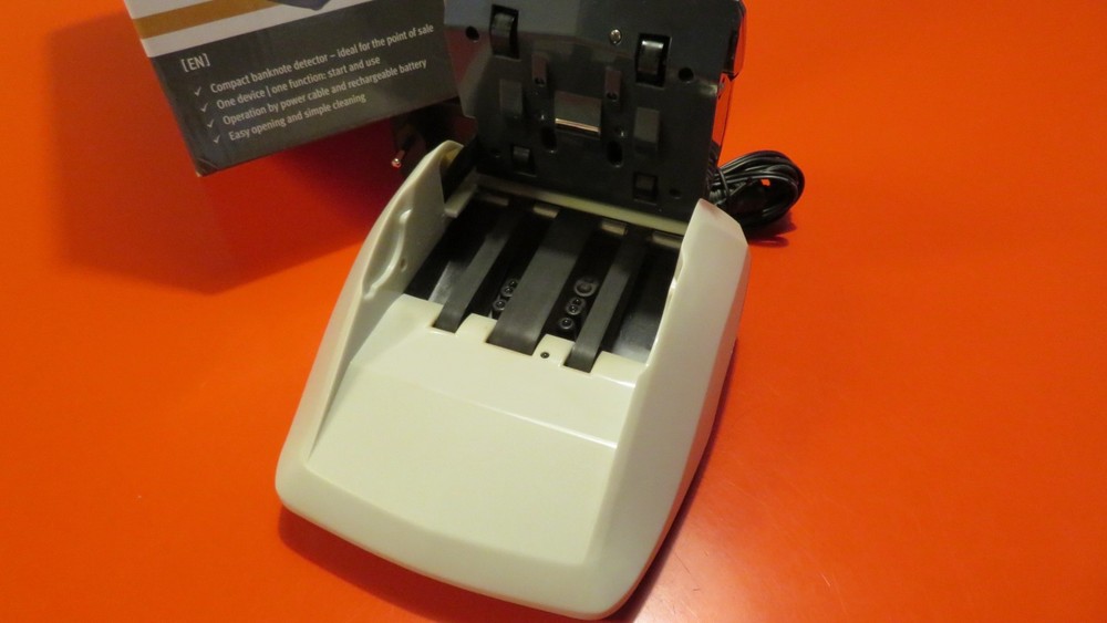 Soldi Smart Plus Banknote Detector