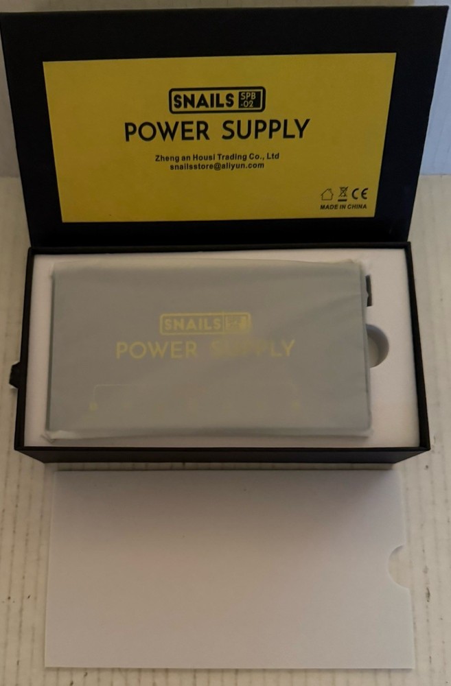 Portable Guitar Pedal Power Supply