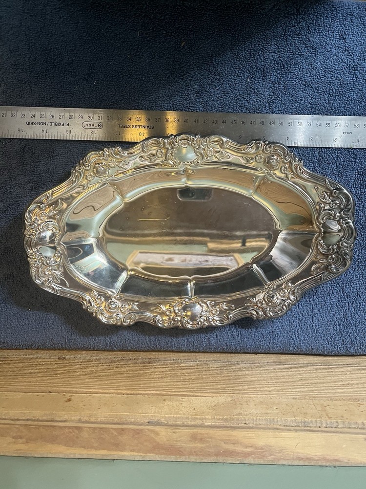 VINTAGE TOWLE SILVER OVAL SERVING TRAY ROSEBUD & SCROLLWORK