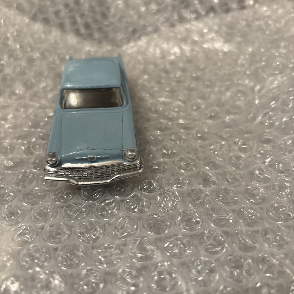DINKY STUDEBAKET PRESIDENT 1960s(repaint)very good