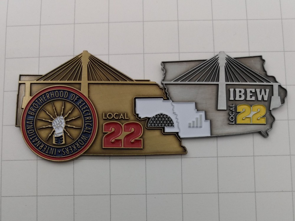 IBEW Lapel Pin Local 22 Omaha, NE. 2 interlocking pins.