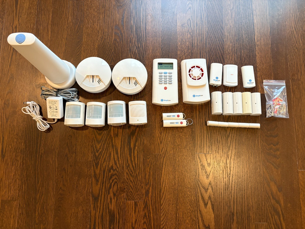 Simply Safe 20 Piece Original Security System