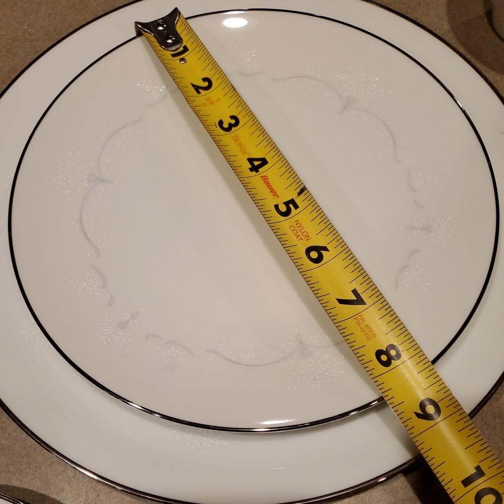 Noritake Whitebrook 4-Piece Place Setting – Multiple Sets Available