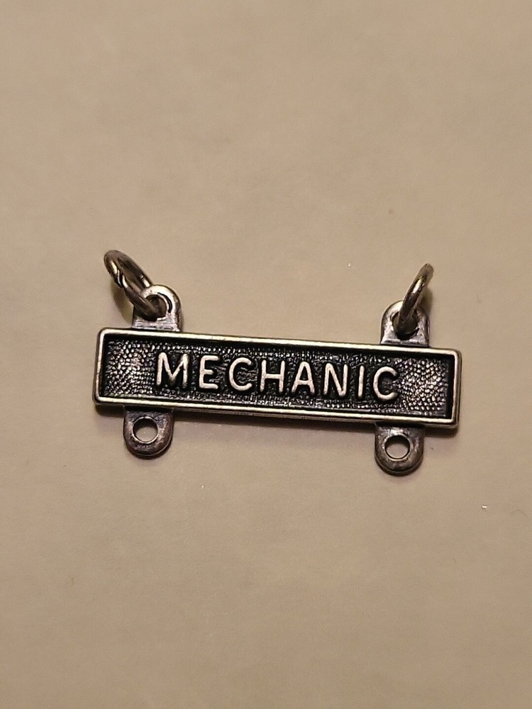 GENUINE U.S. ARMY QUALIFICATION BAR: MECHANIC - OXIDIZED FINISH