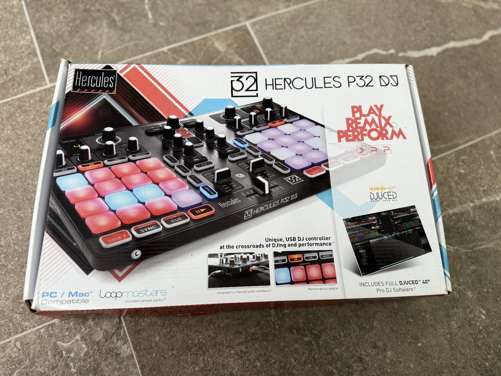 Hercules P32 Advanced DJ Controller with High Performance Pads DJCONTROL-P32