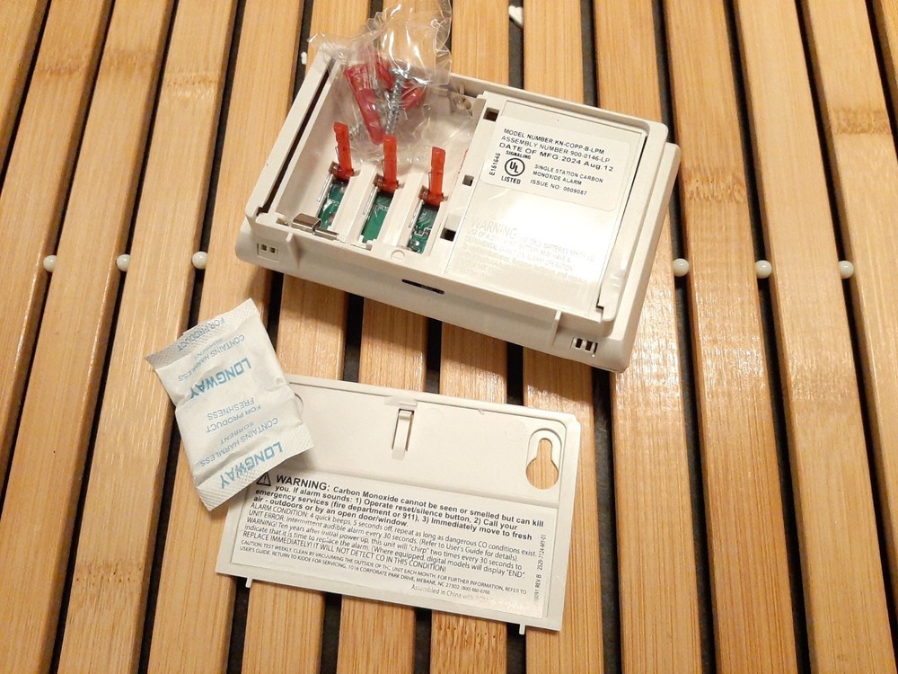 Kidde Carbon Monoxide Detector, AA Battery Powered CO Alarm ~ Tested