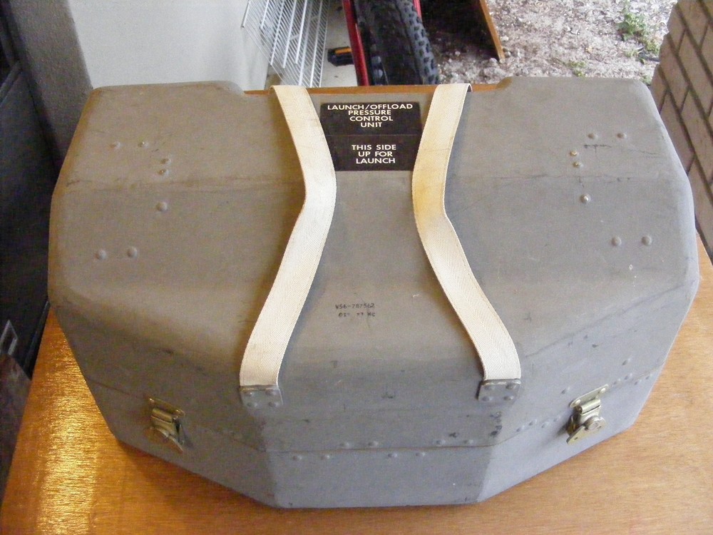 NASA Apollo FLIGHT Astronaut Storage Locker LAUNCH/OFFLOAD PRESSURE CONTROL UNIT
