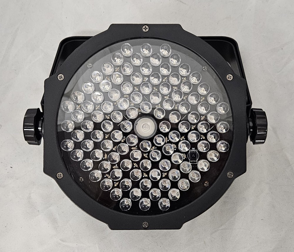American DJ Mega Flat Pack Plus (ONLY one light)