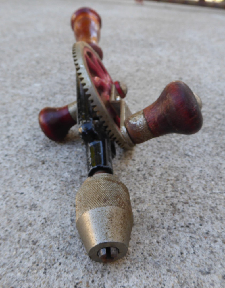MILLERS FALLS NO. 2-01 HAND DRILL WITH STORAGE IN HANDLE