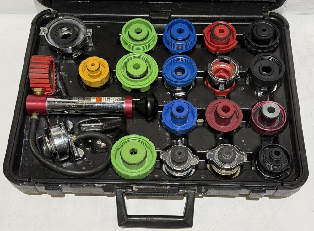 Blue-Point SVTAB1400 Cooling System Adapter Set with Case