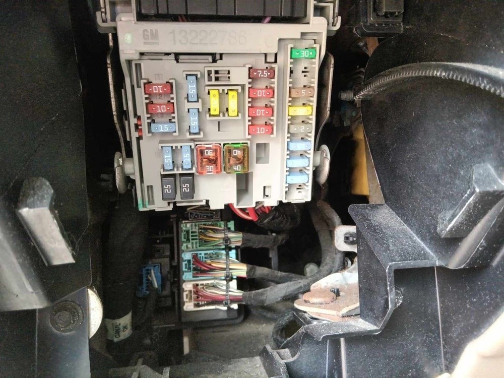 XTS       2013 Fuse Box Cabin 6473