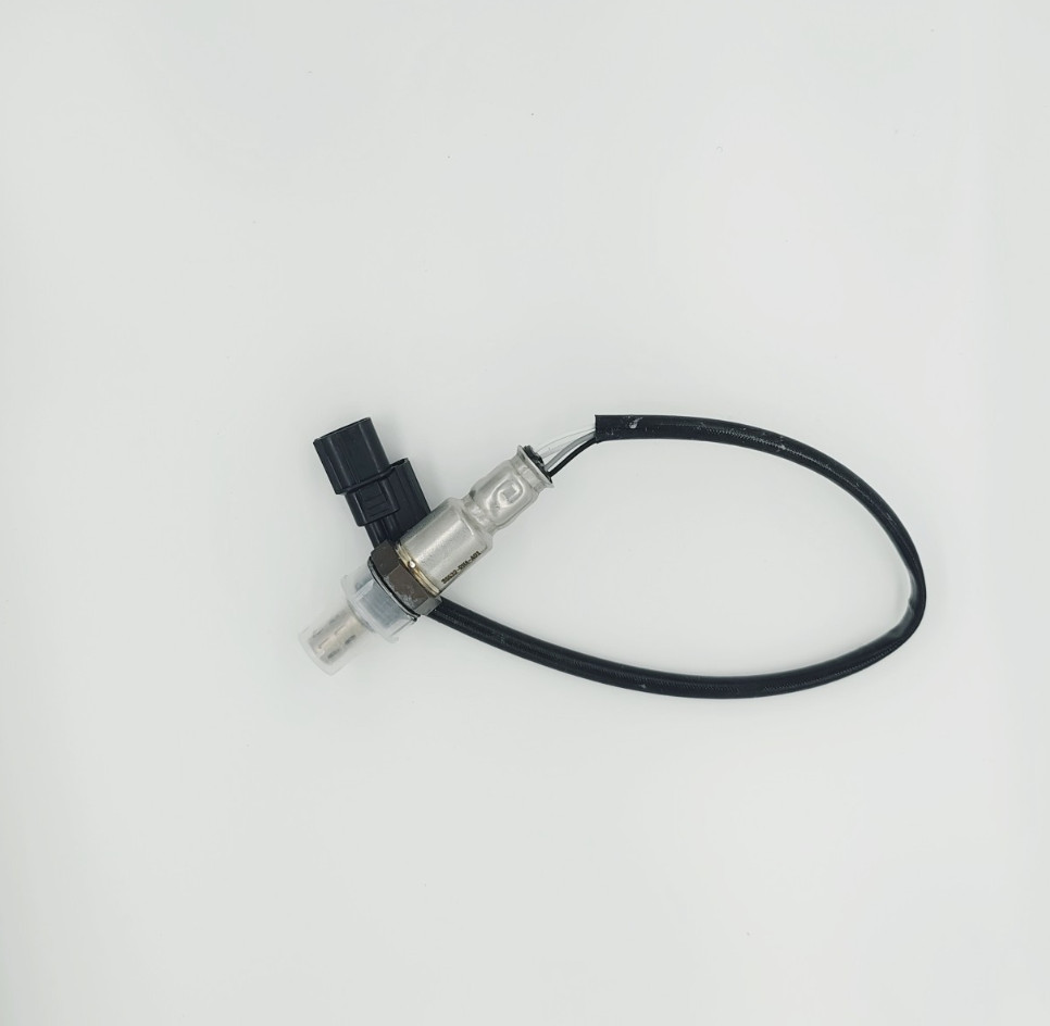 1PC Automobile oxygen sensor 36532-RNA-A01