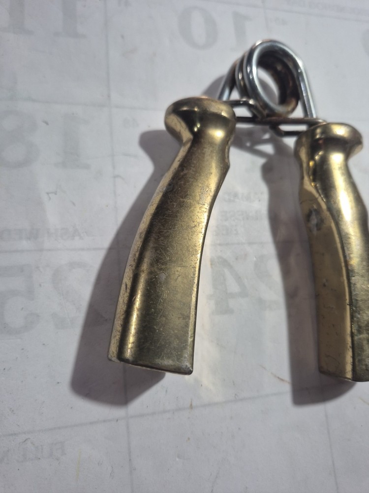 Vintage Solid Brass Exercise Hand Grip Hand Strengthen Exercise Gripper Spring